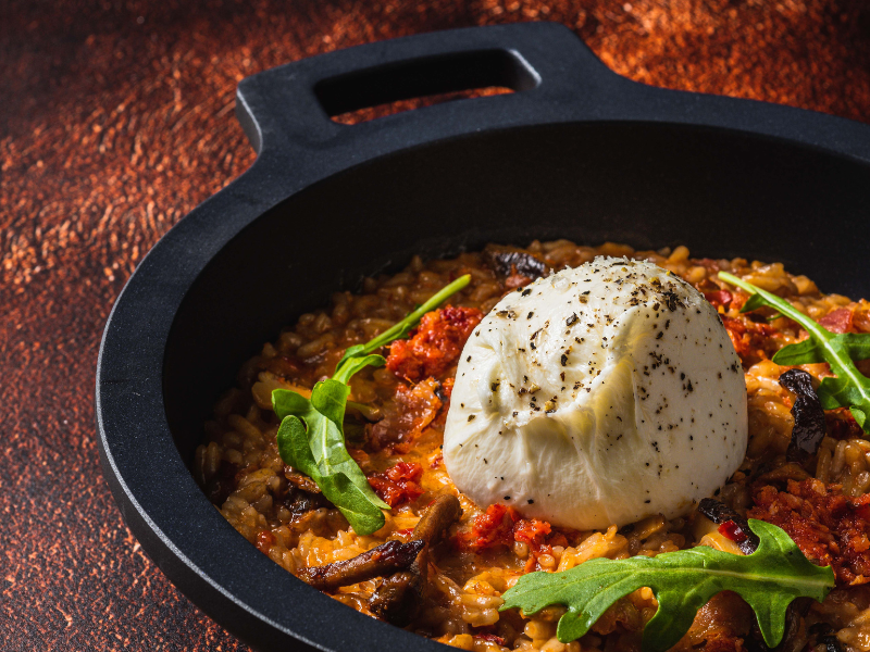 Diferencias y similitudes entre la mozzarella y la burrata