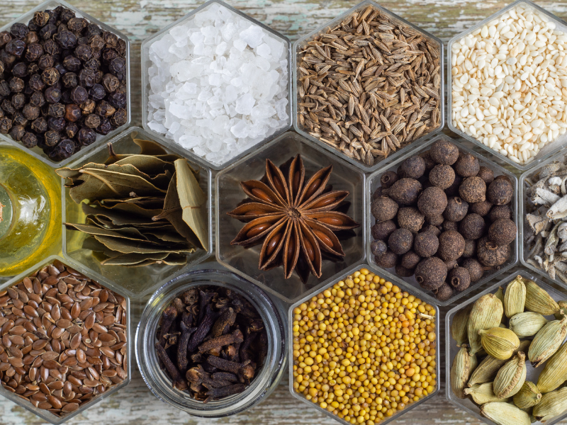 Especias, condimentos y hierbas italianas: Tipos y usos culinarios