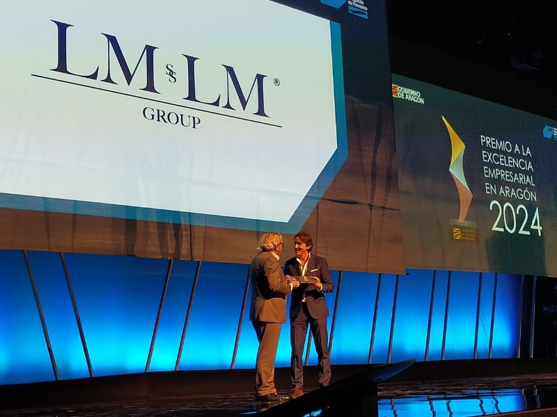 Grupo La Mafia se sienta a la mesa consigue el Premio a la Excelencia Empresarial