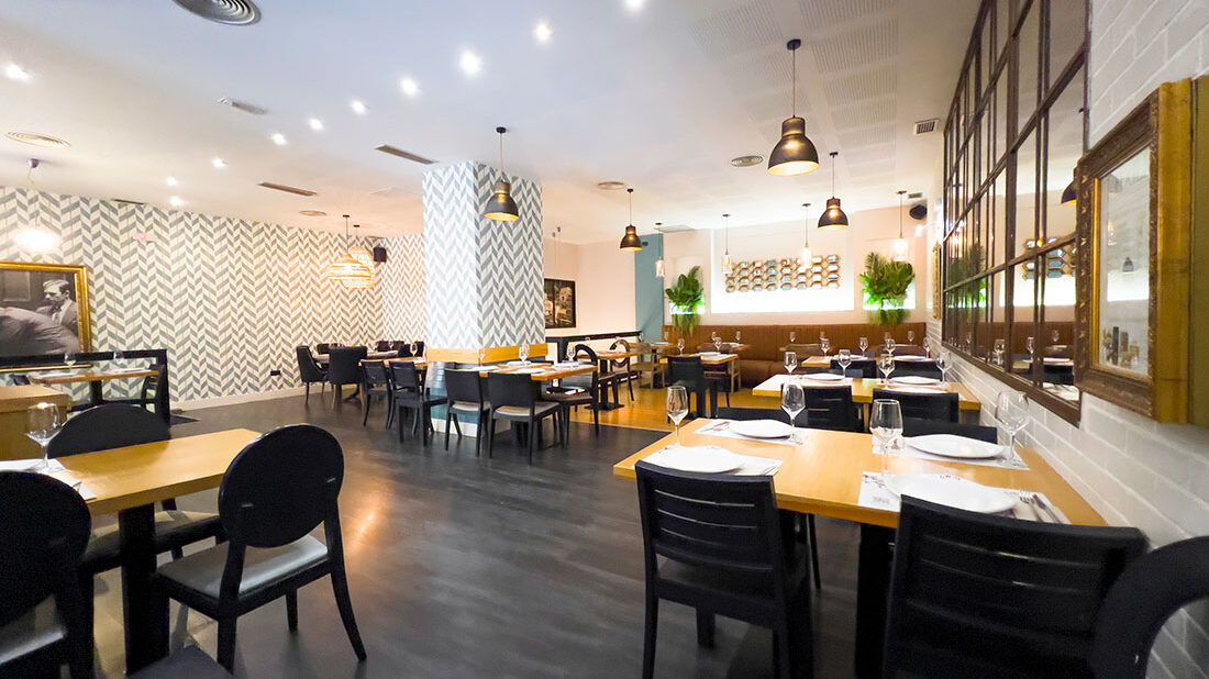 Comer pasta italiana en Tomares