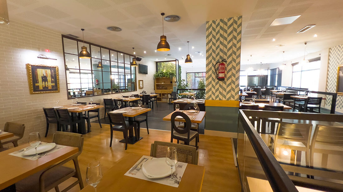 Cenar pasta italiana en Tomares